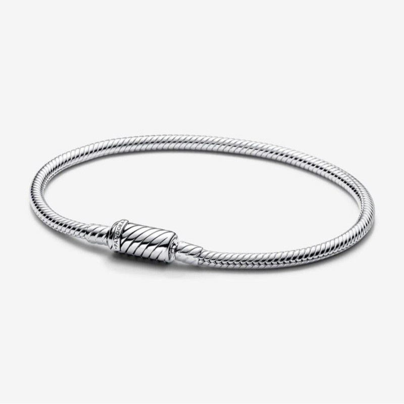 Sliding Magnetic Clasp Bracelet Size 7.5"